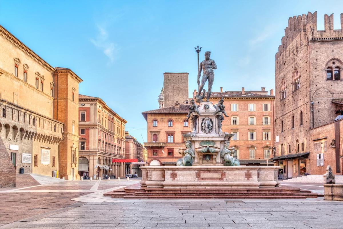 Piazza Maggiore-Luxury Apartment-Elegant Terrace Bologna Luaran gambar